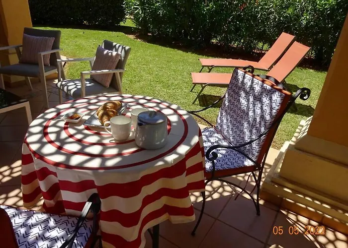 Gorgeous Apartment Located In Elviria Marbella