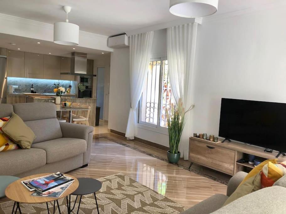 Apartment Gorgeous Located In Elviria